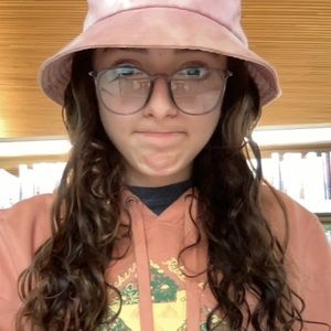 Meet your Posher, Clara